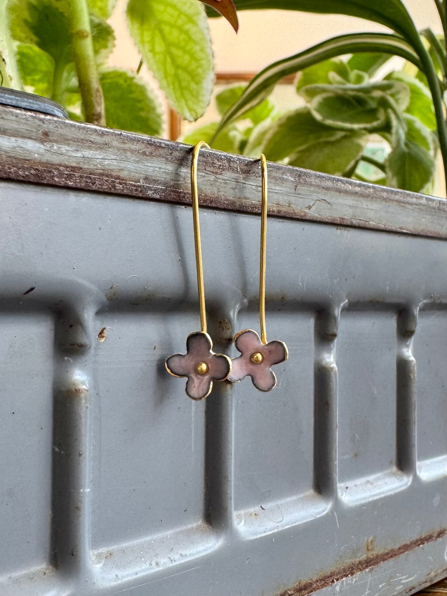 Enamel Flower Earrings - XS Pink