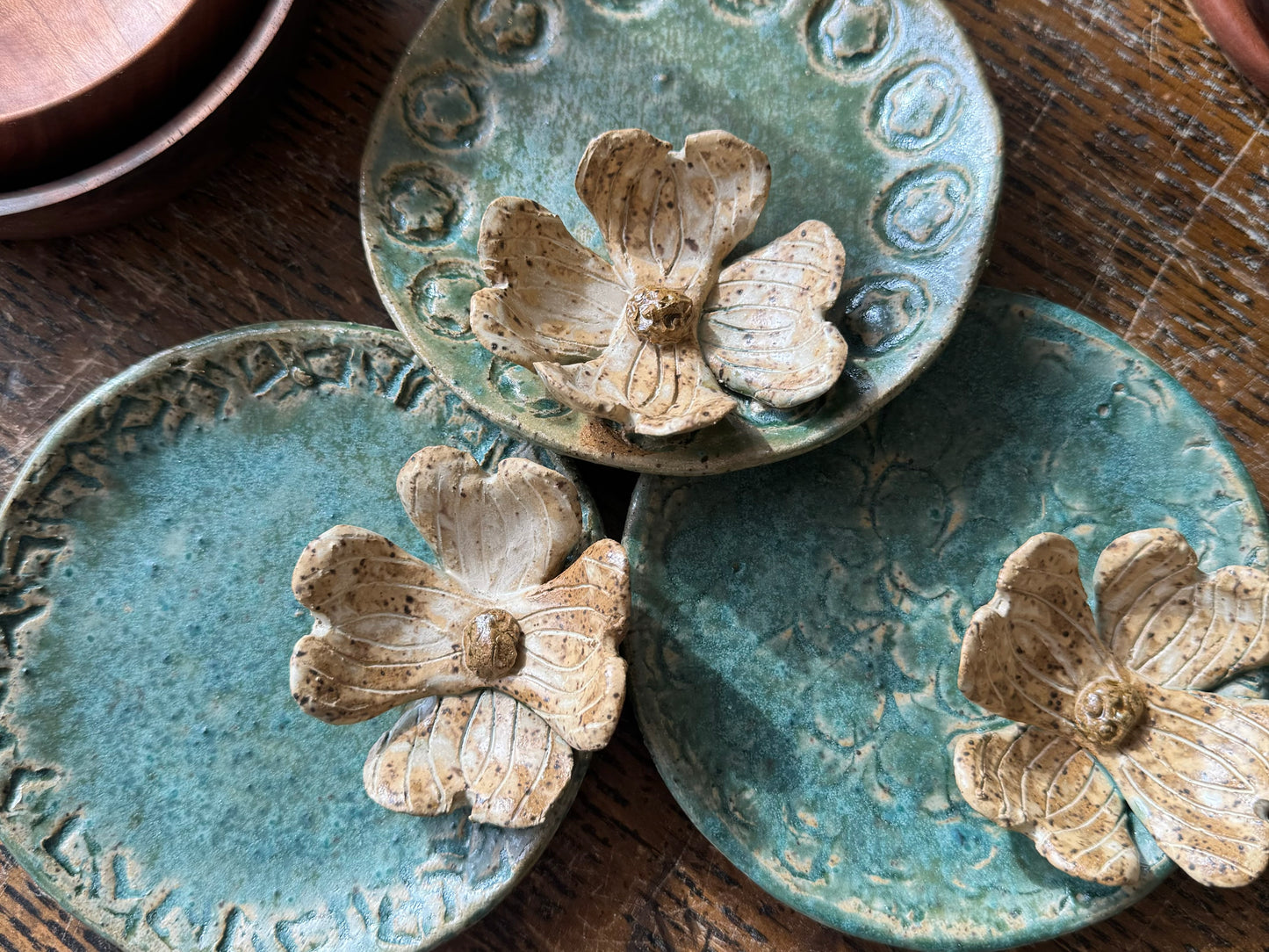 Dogwood Flower Plates - Turquoise