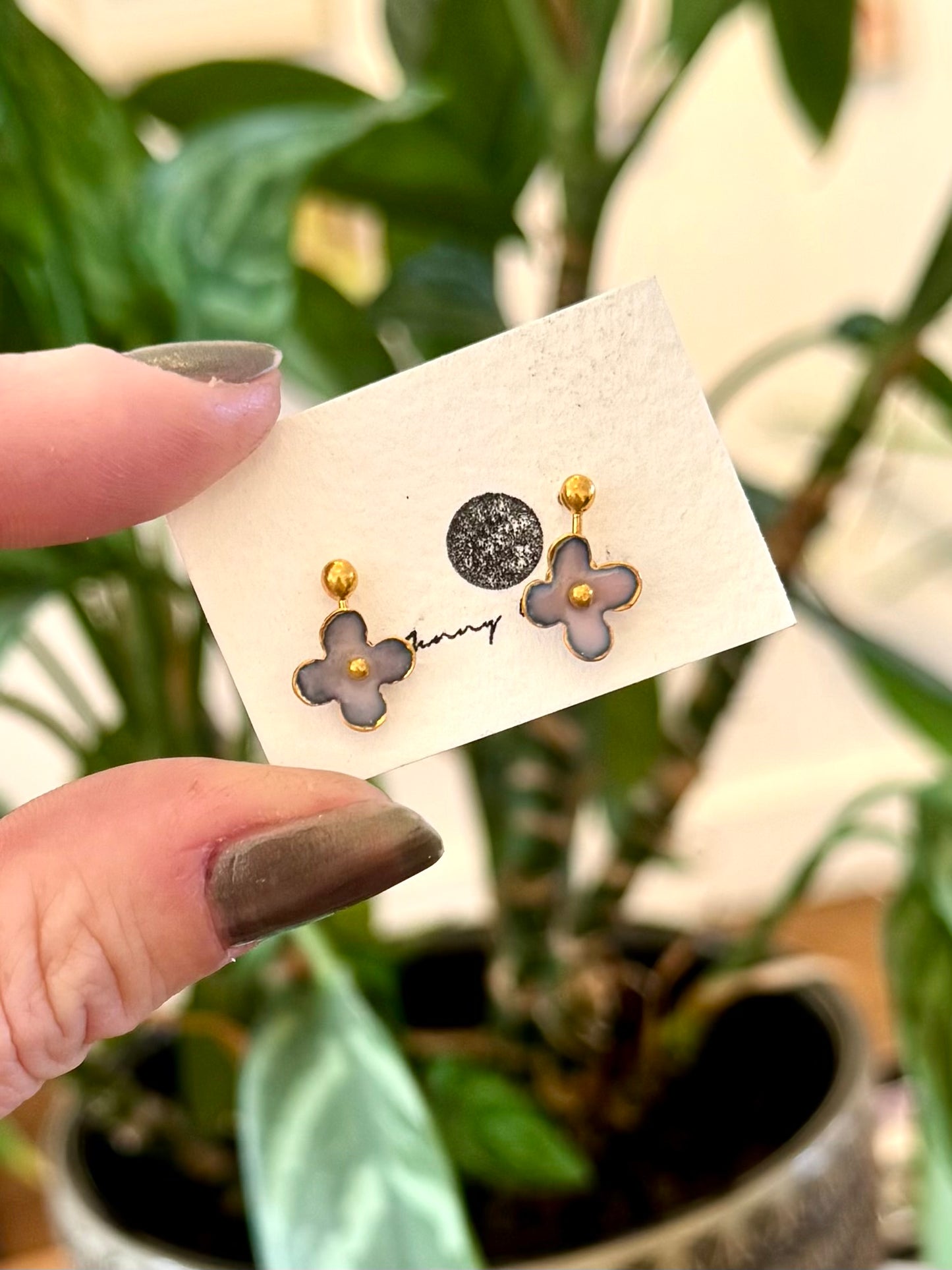 Rivet Stud Earrings - Pink