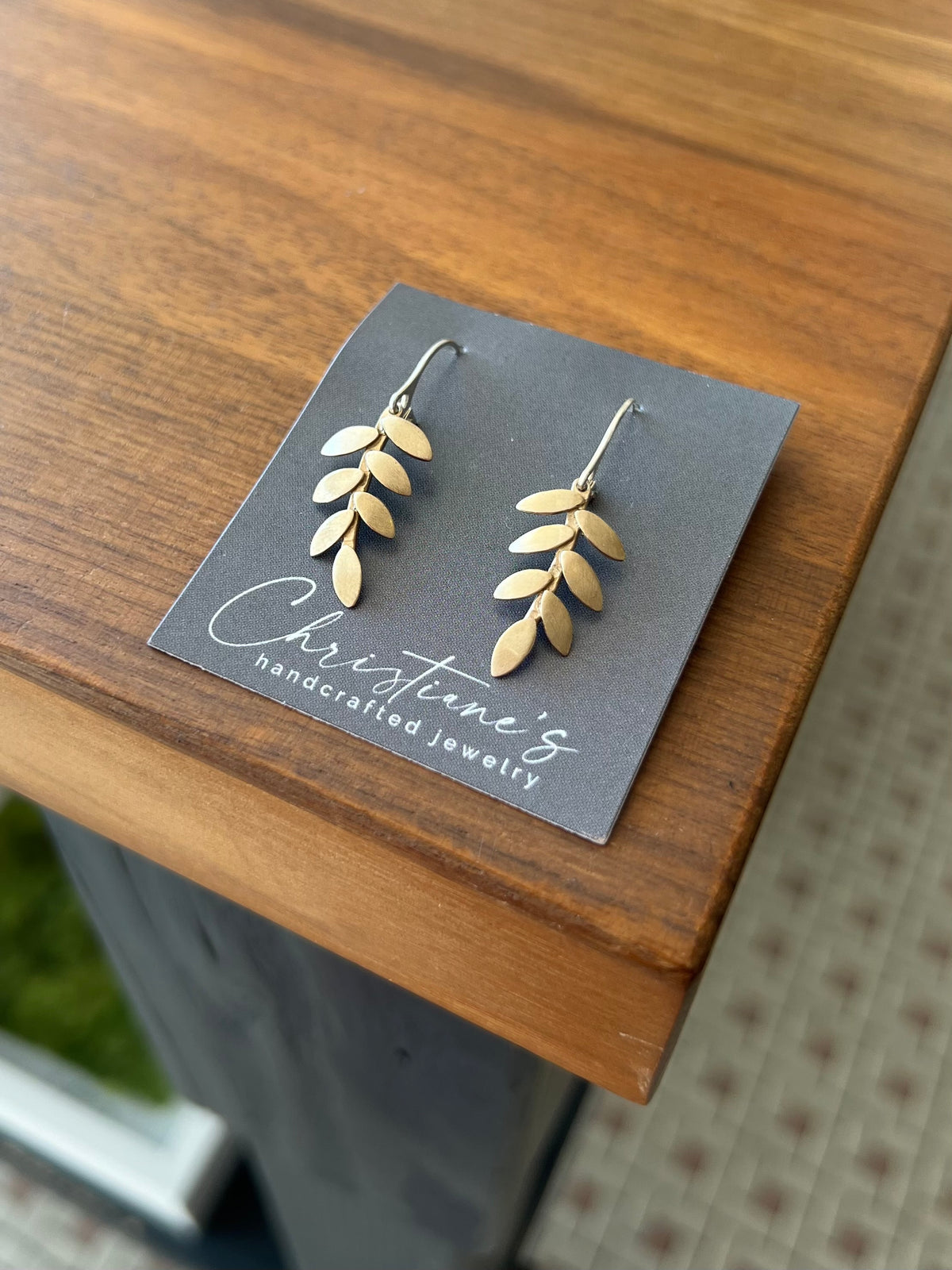 Willow Dangle Earrings - Bronze