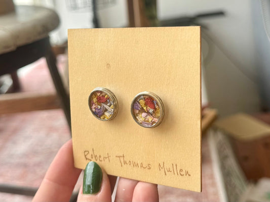 Flowers Under Quartz Studs