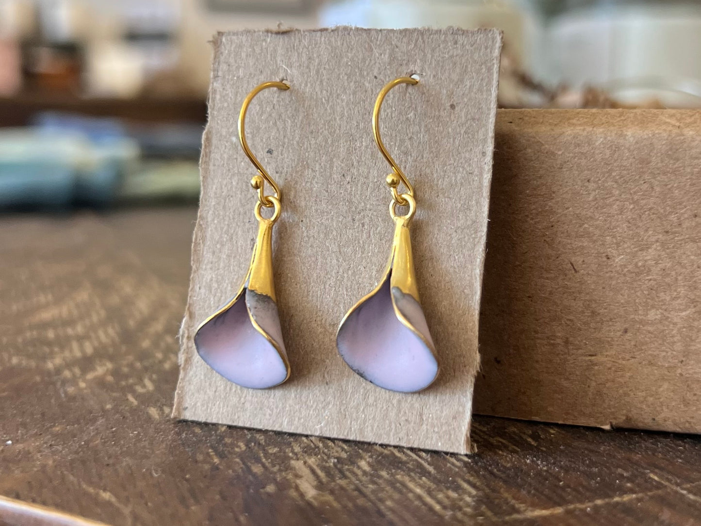 Petal Earrings - Small Pink