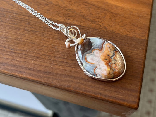 Mexican Crazy Lace Agate Pendant Necklace