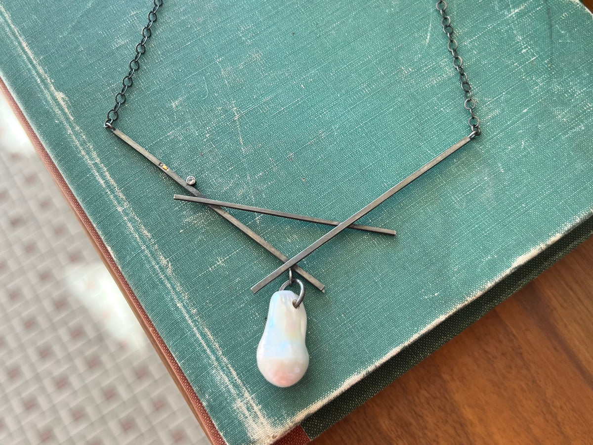 Baroque Pearl Geometric Necklace