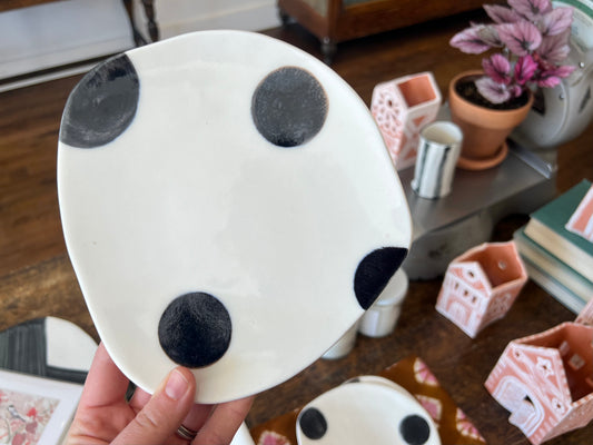 Black and White Plate - Spots