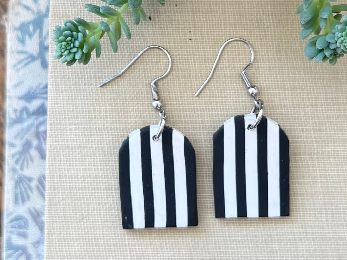 Striped Earrings - Black & White